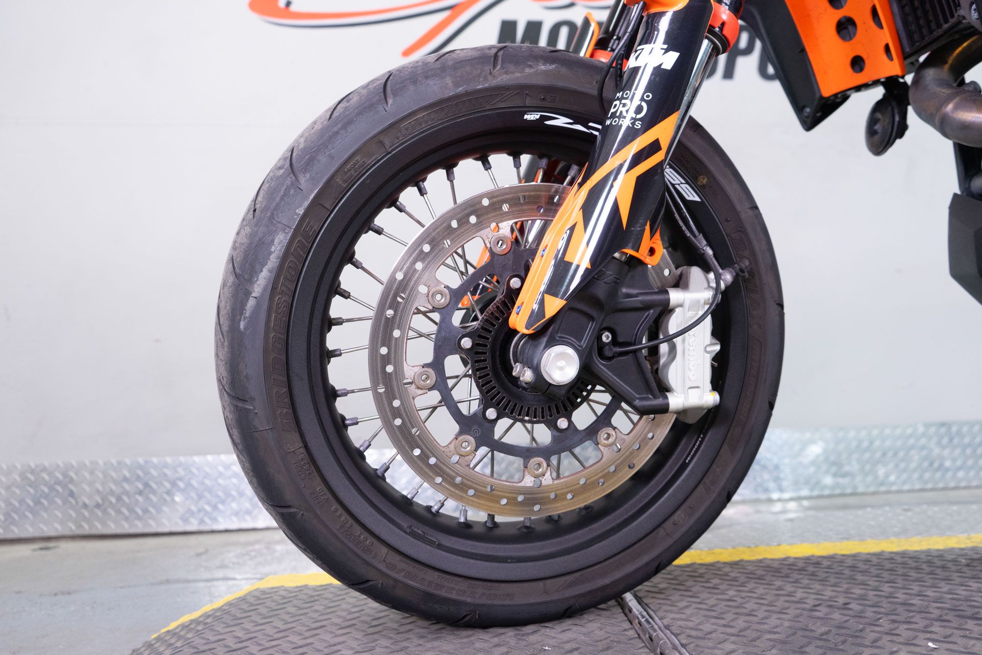 2023 KTM 690 SMC R in Sacramento, California - Photo 11