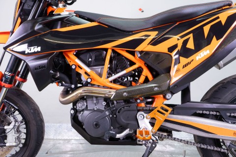2023 KTM 690 SMC R in Sacramento, California - Photo 12