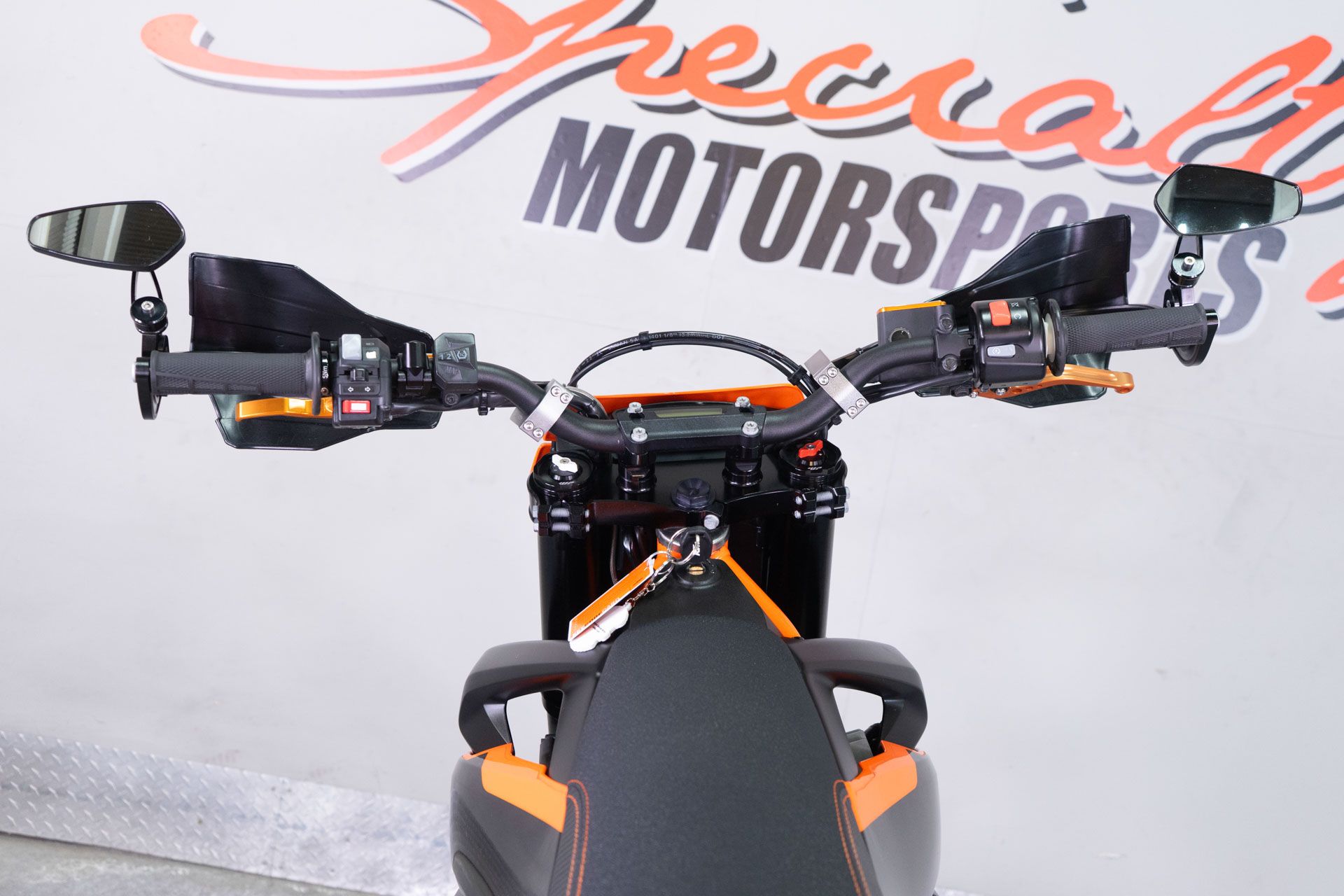 2023 KTM 690 SMC R in Sacramento, California - Photo 16