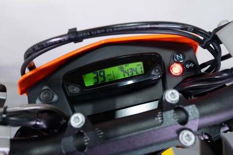 2023 KTM 690 SMC R in Sacramento, California - Photo 19