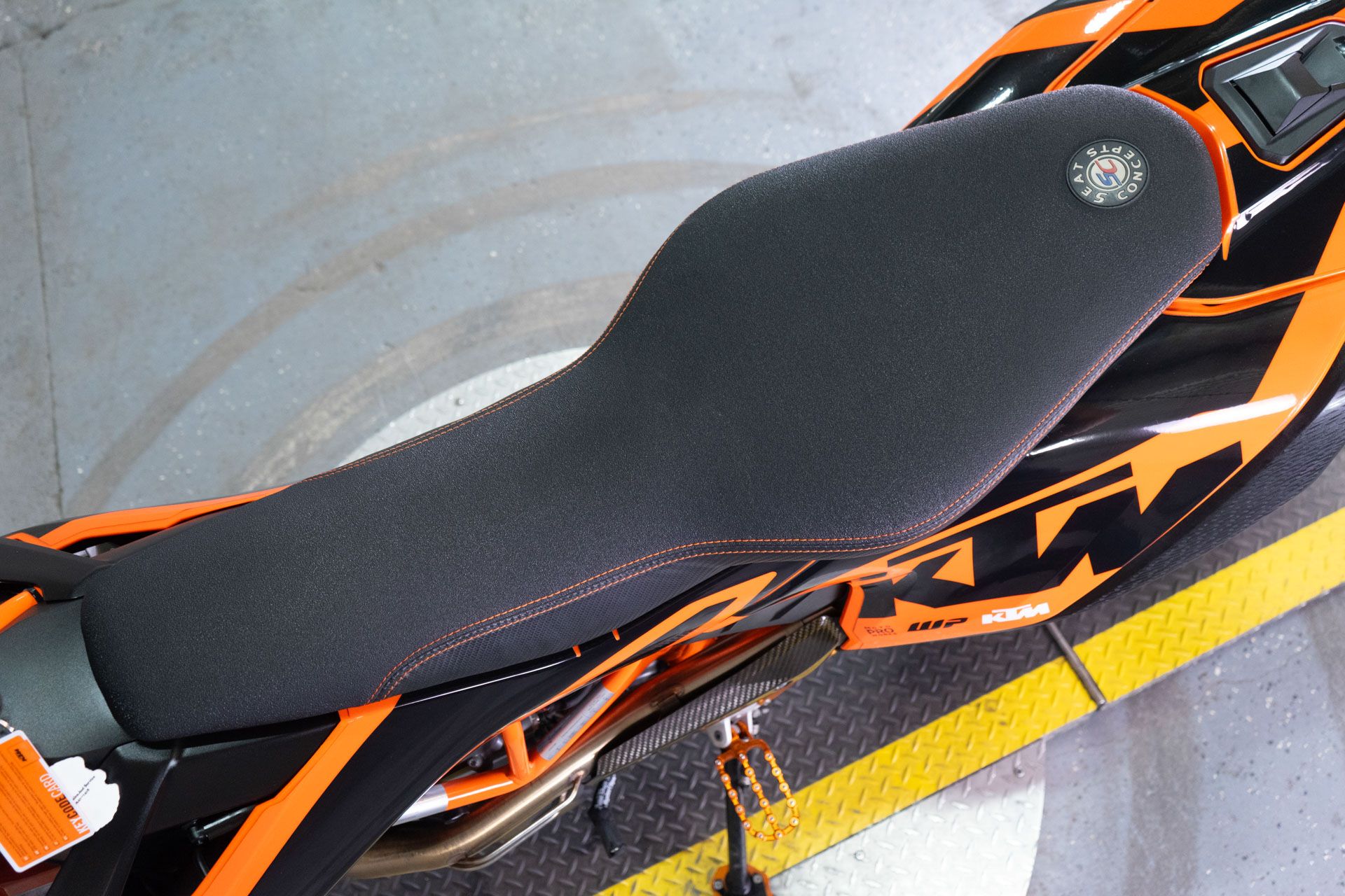 2023 KTM 690 SMC R in Sacramento, California - Photo 18