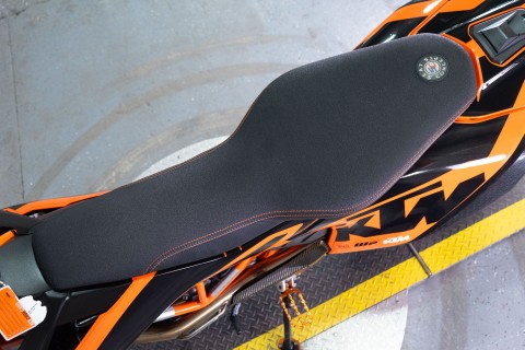 2023 KTM 690 SMC R in Sacramento, California - Photo 18