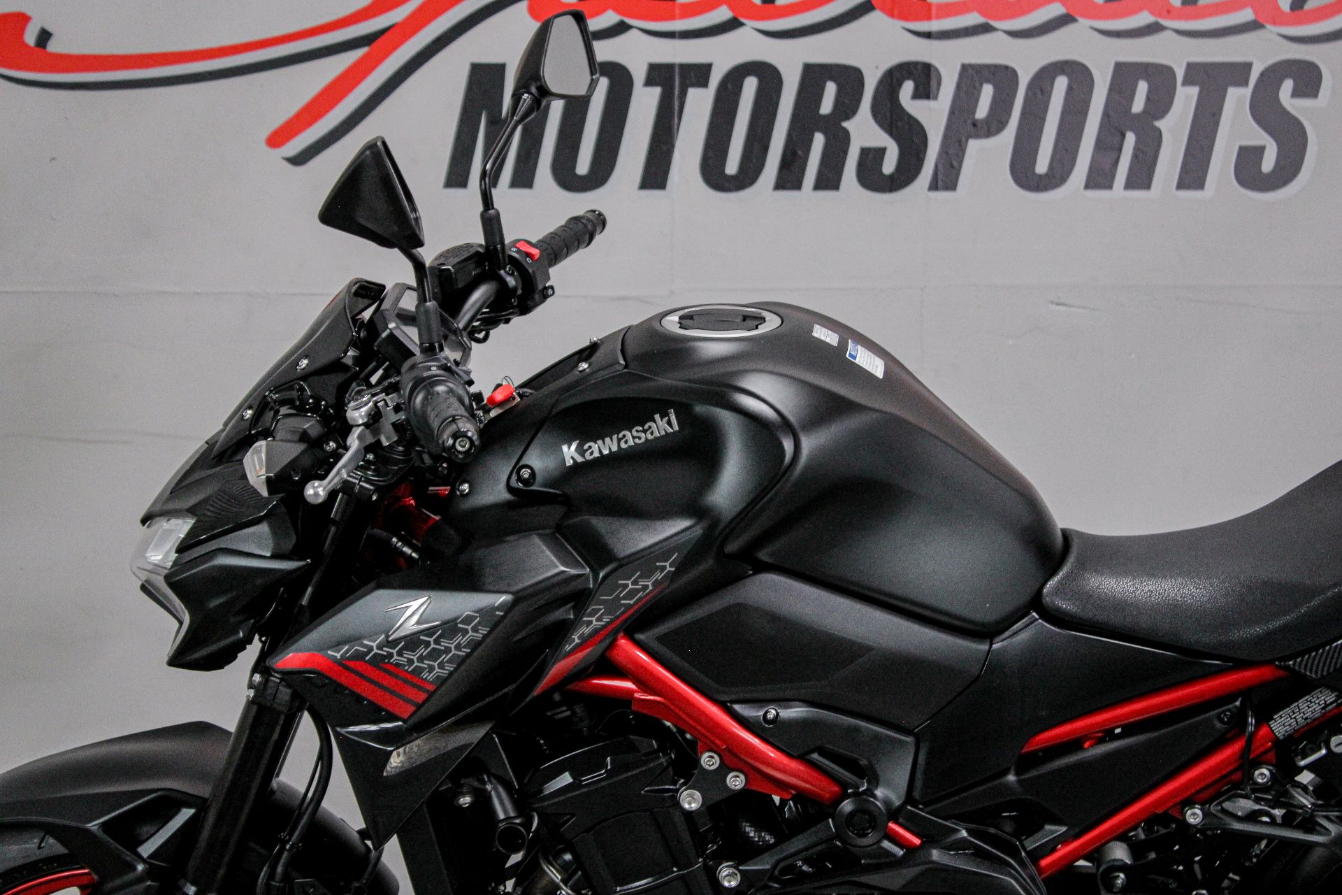 IKAZUCHIブラックエディション　Z900 2021〜2024 Kawasaki Announces Three Returning Models for 2024 | Rider