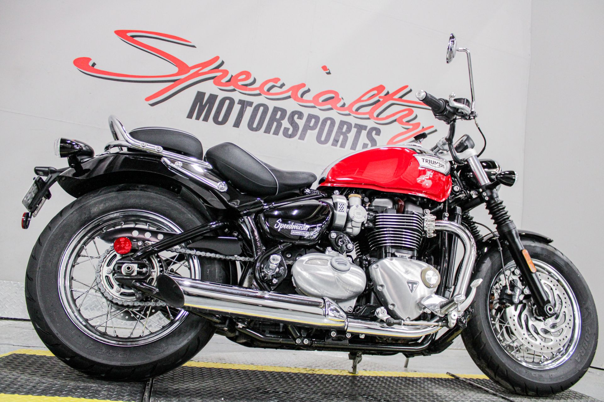 Lower Right Side Angle - Photo 15