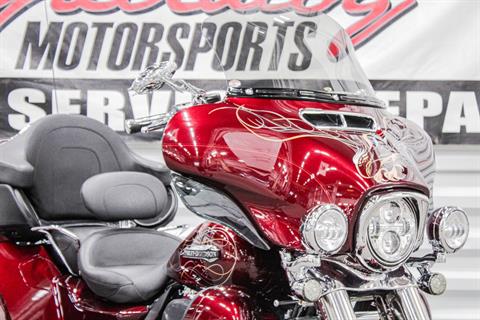 2015 Harley-Davidson Tri Glide® Ultra in Sacramento, California - Photo 10