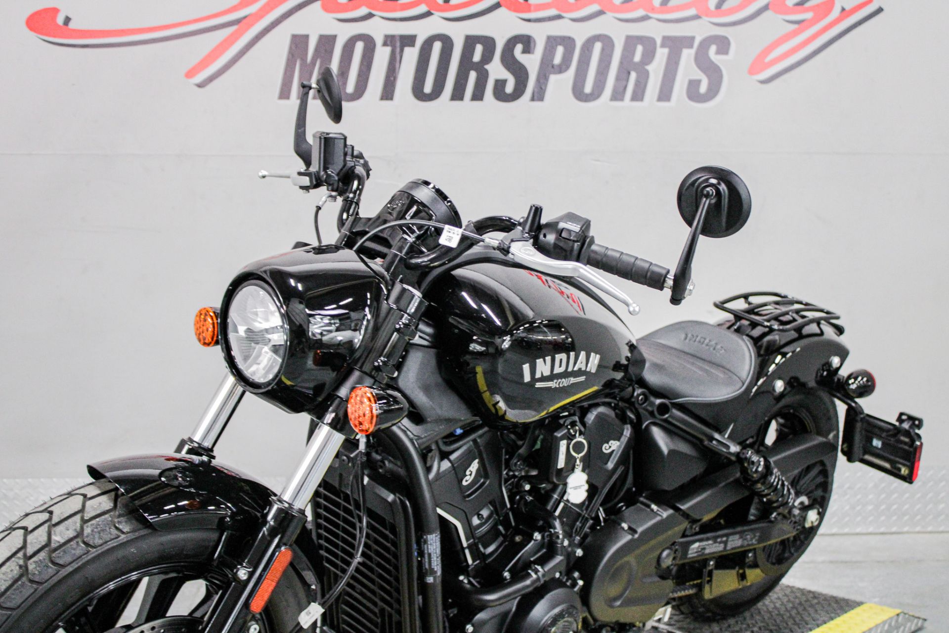 Front Left Zoomed In - Photo 11