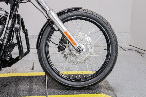 2010 Harley-Davidson Dyna® Wide Glide® in Sacramento, California - Photo 3