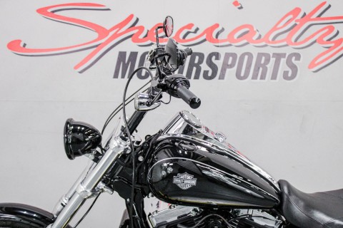 2010 Harley-Davidson Dyna® Wide Glide® in Sacramento, California - Photo 9