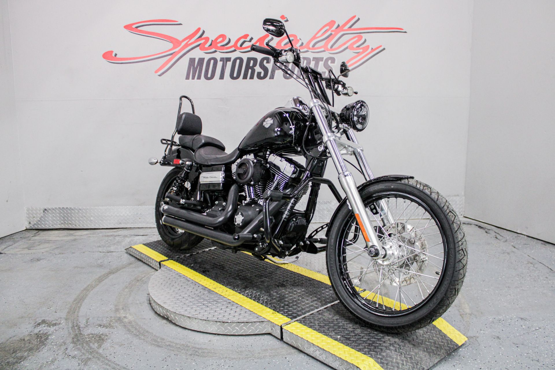 2010 Harley-Davidson Dyna® Wide Glide® in Sacramento, California - Photo 13