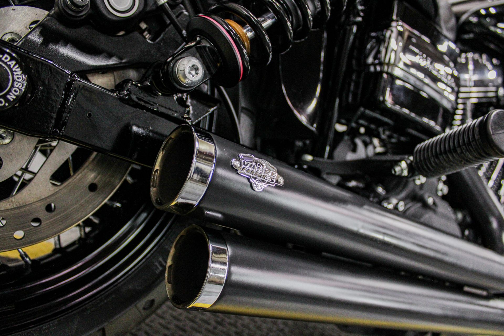 2010 Harley-Davidson Dyna® Wide Glide® in Sacramento, California - Photo 16