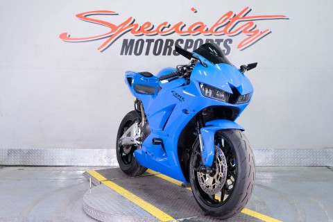 2015 Honda CBR®600RR in Sacramento, California - Photo 2