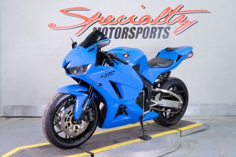 2015 Honda CBR®600RR in Sacramento, California - Photo 3