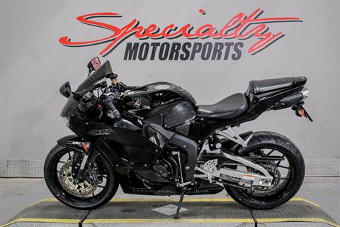 2015 Honda CBR®600RR in Sacramento, California - Photo 8