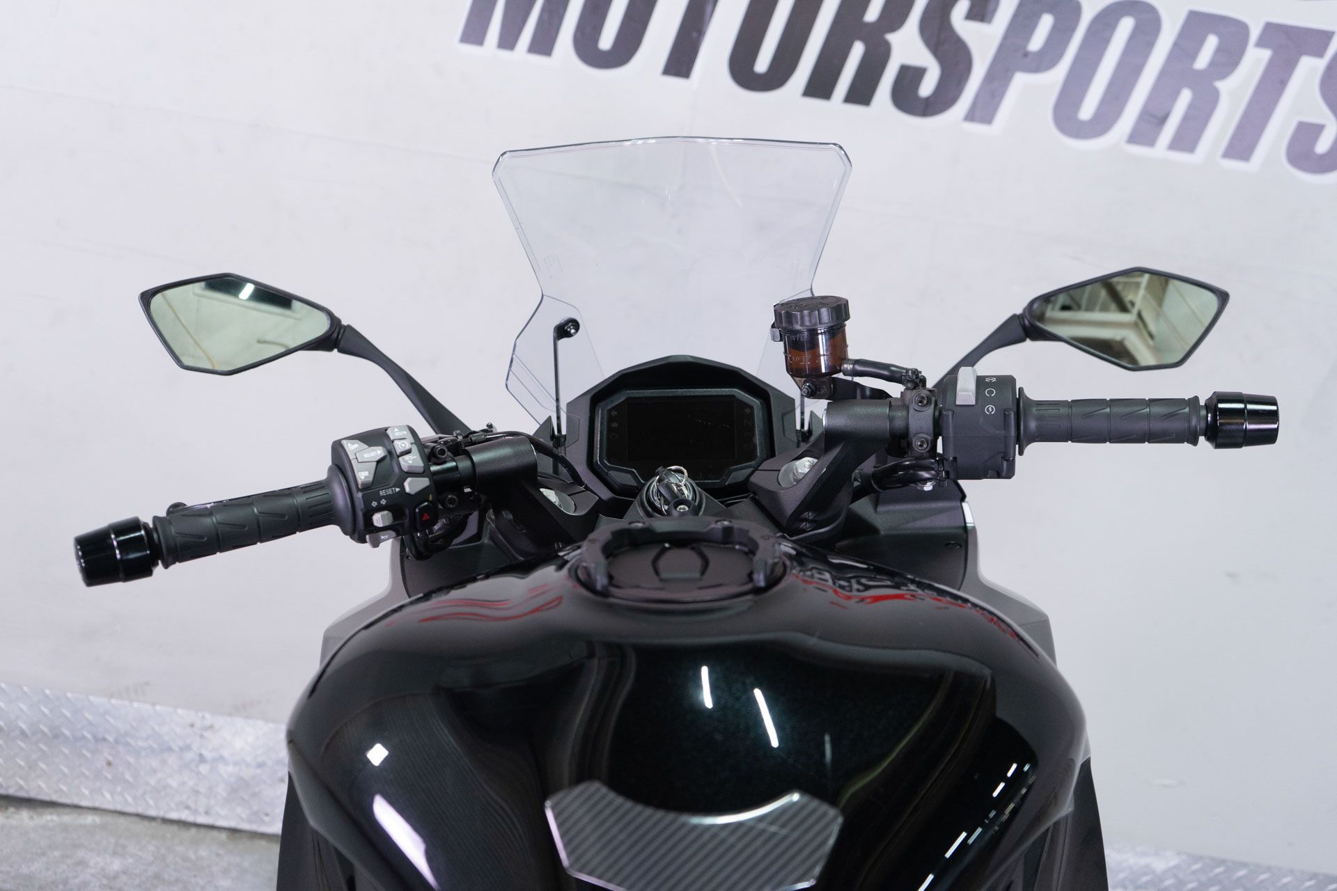 2024 Kawasaki Ninja 1000SX ABS in Sacramento, California - Photo 16