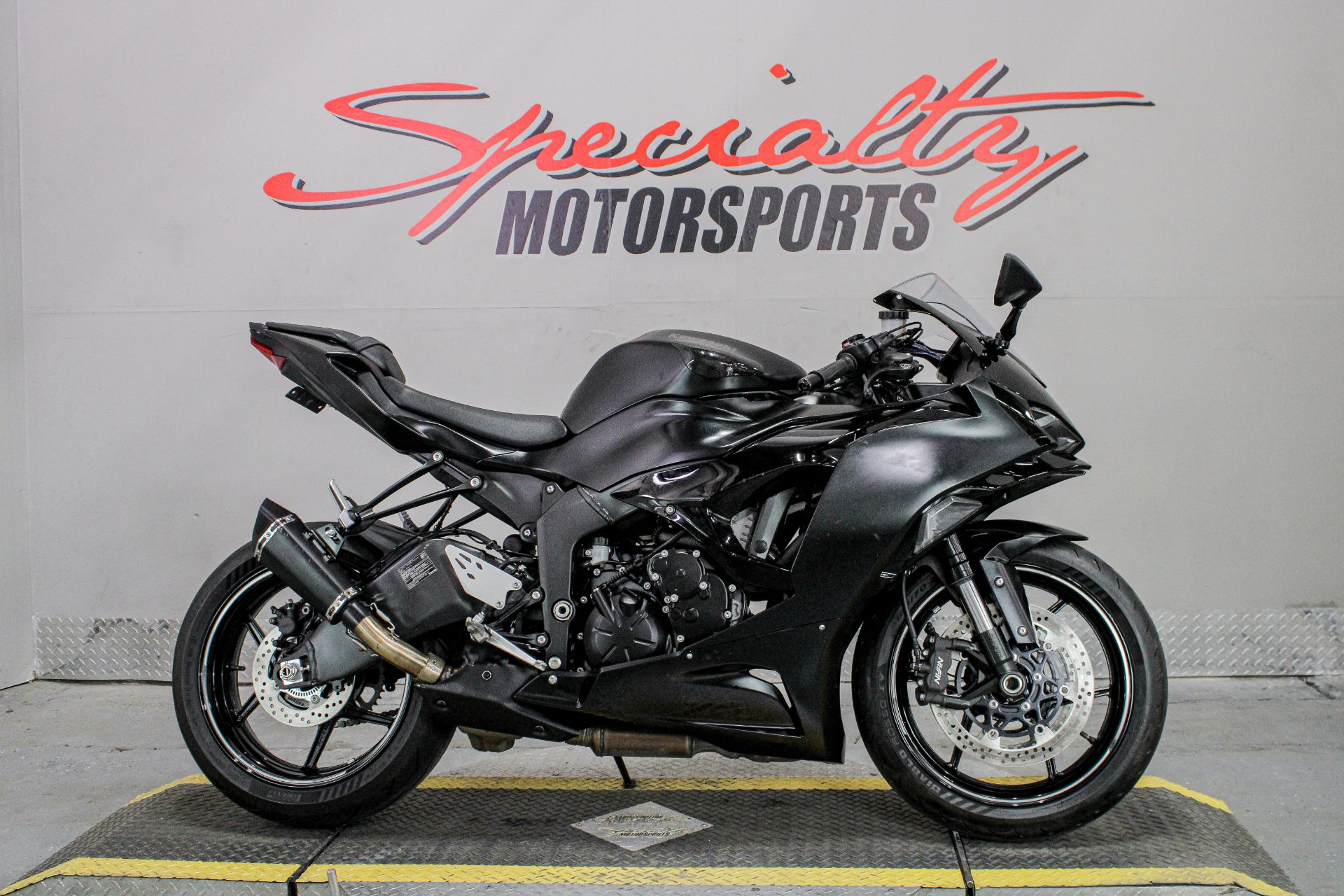 りん Kawasaki Ninja ZX-6R Motorcycles For Sale - PowerSports.com®