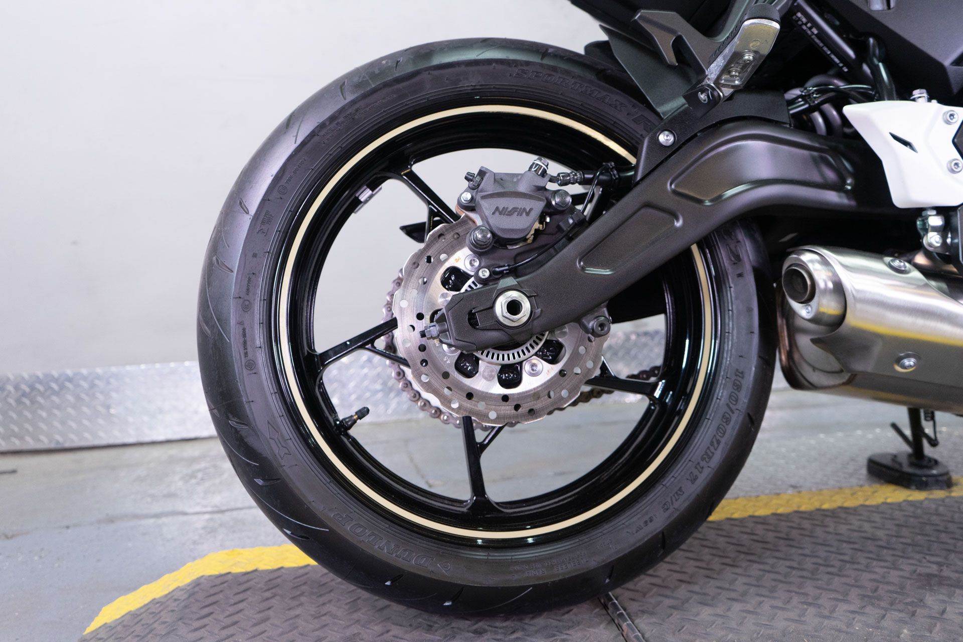 2024 Kawasaki Ninja 650 in Sacramento, California - Photo 8