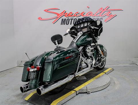 2016 Harley-Davidson Street Glide® Special in Sacramento, California - Photo 5