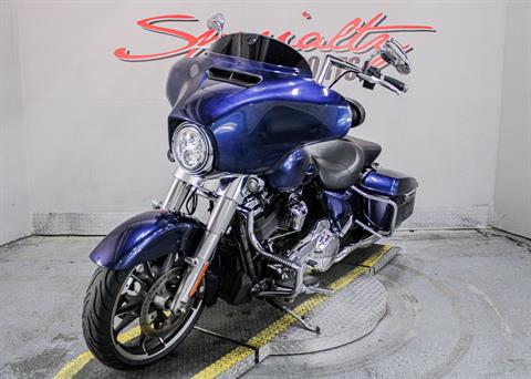 HAR671372 - 2022 - Harley-Davidson - Street Glide® Front Left Side View - Photo 10