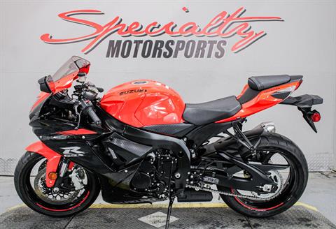 2022 Suzuki GSX-R600 in Sacramento, California - Photo 8