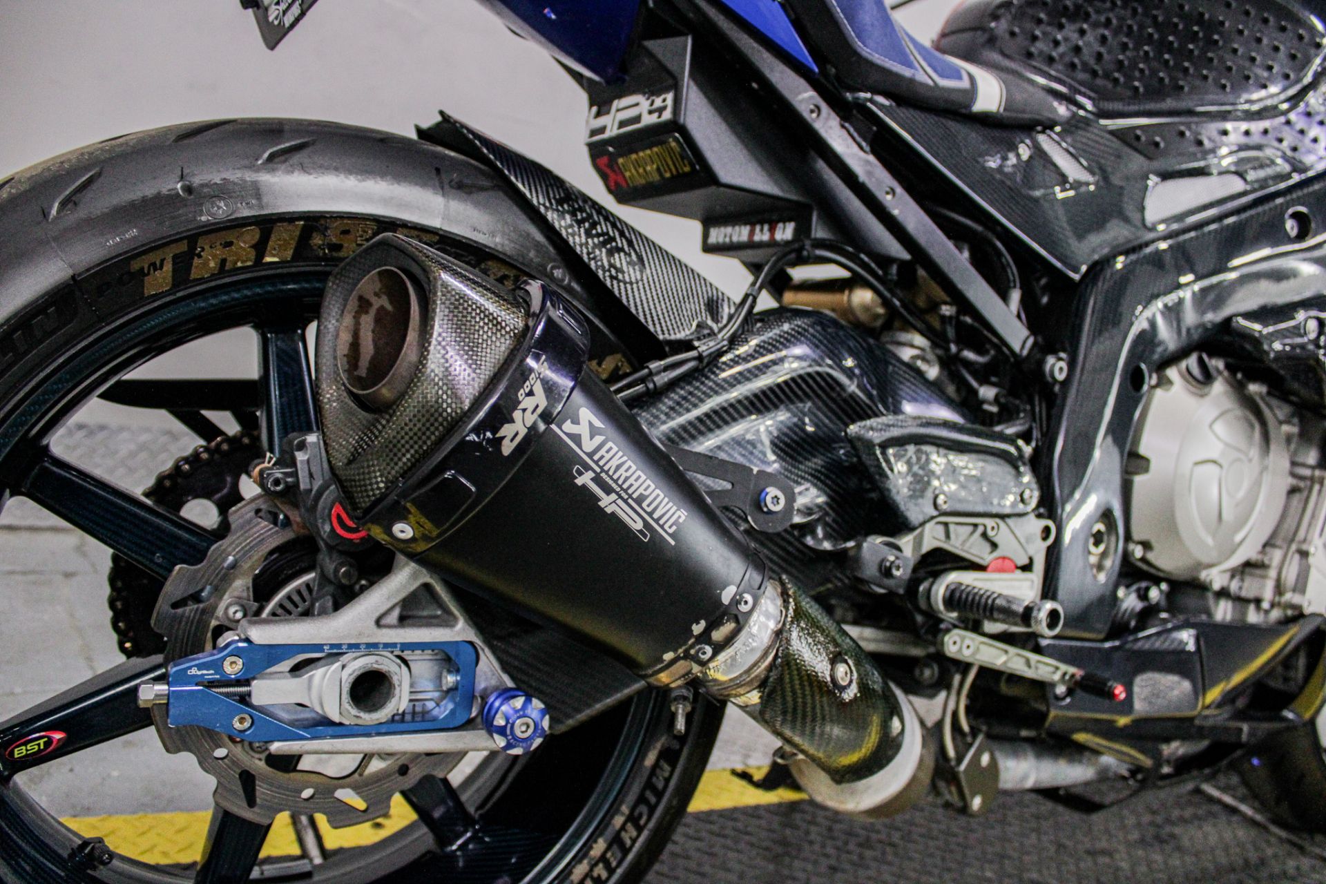 2014 BMW HP4 in Sacramento, California - Photo 15