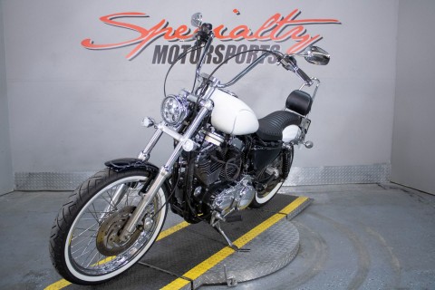 2006 Harley-Davidson Sportster® 1200 Custom in Sacramento, California - Photo 10