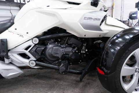2015 Can-Am Spyder® F3 SE6 in Sacramento, California - Photo 10