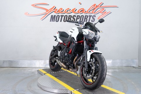 2022 Kawasaki Z650 ABS in Sacramento, California - Photo 2