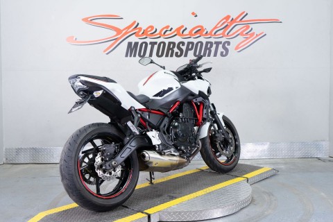 2022 Kawasaki Z650 ABS in Sacramento, California - Photo 10