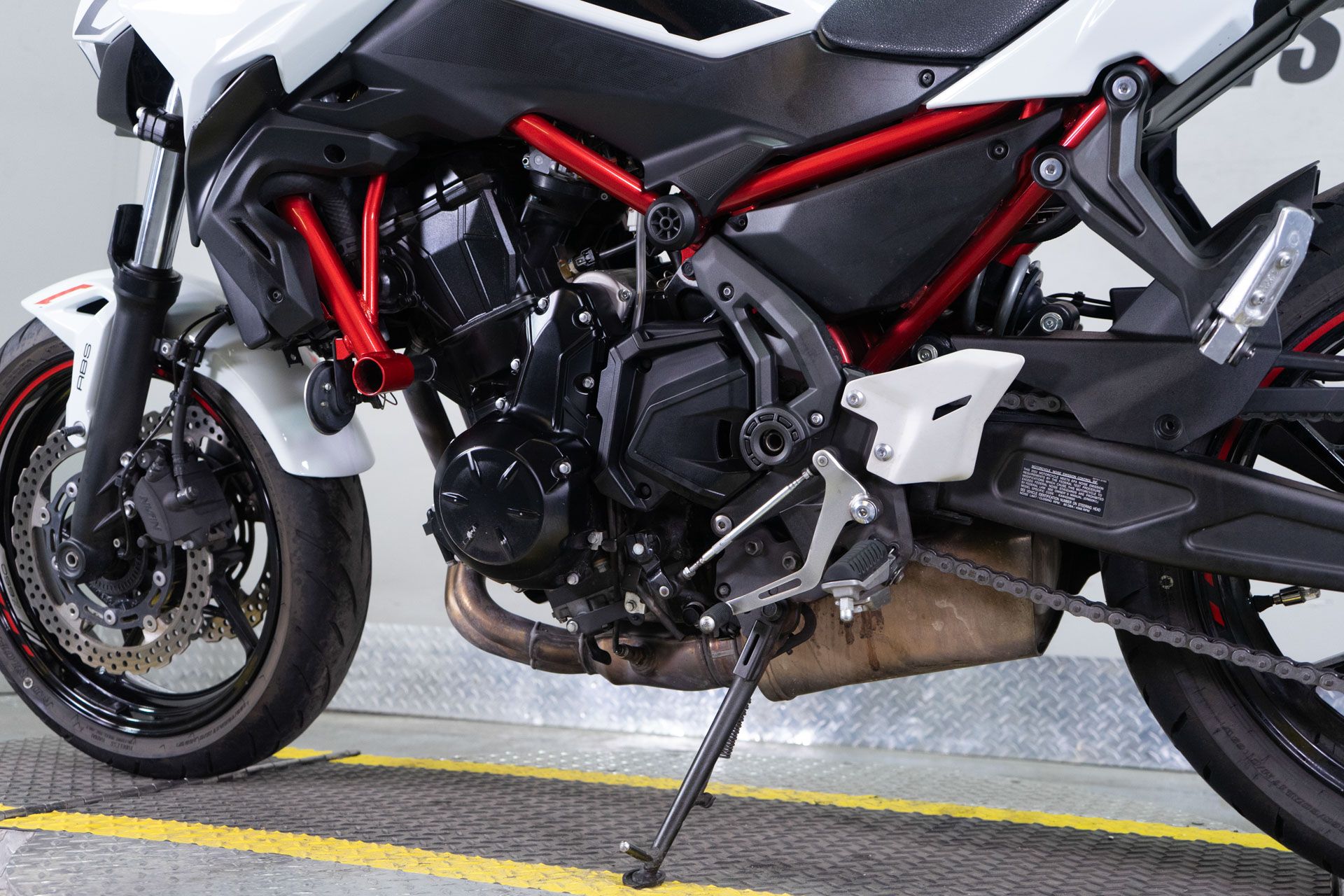 2022 Kawasaki Z650 ABS in Sacramento, California - Photo 16