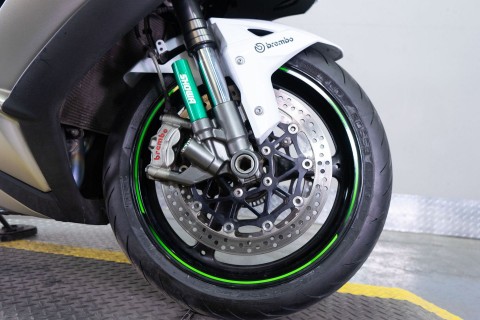 2017 Kawasaki Ninja ZX-10R ABS in Sacramento, California - Photo 7