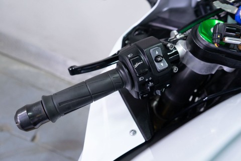 2017 Kawasaki Ninja ZX-10R ABS in Sacramento, California - Photo 15