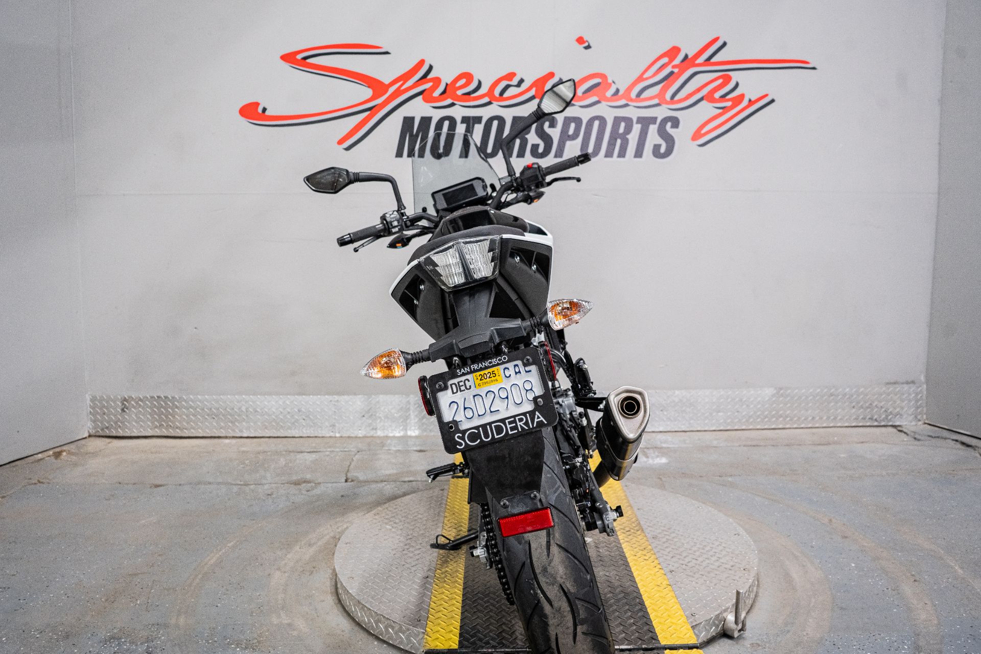 2022年式KTM390DUKE
ローダウンキット一式
約1300km走行 Used 2022 KTM 390 Duke | Motorcycles in Sacramento CA