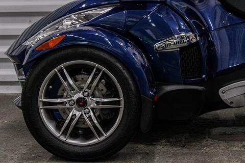 CAN000648 - 2011 - Can-Am - Spyder® RT Audio & Convenience SE5Front Left Wheel - Photo 6