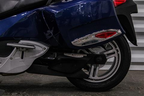 CAN000648 - 2011 - Can-Am - Spyder® RT Audio & Convenience SE5 Left Side Rear - Photo 7