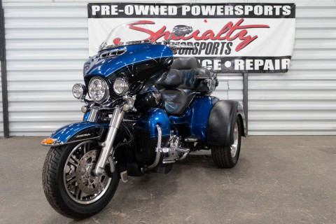 2018 Harley-Davidson Tri Glide® Ultra in Sacramento, California - Photo 2