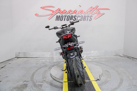 2022 Yamaha MT-09 in Sacramento, California - Photo 6