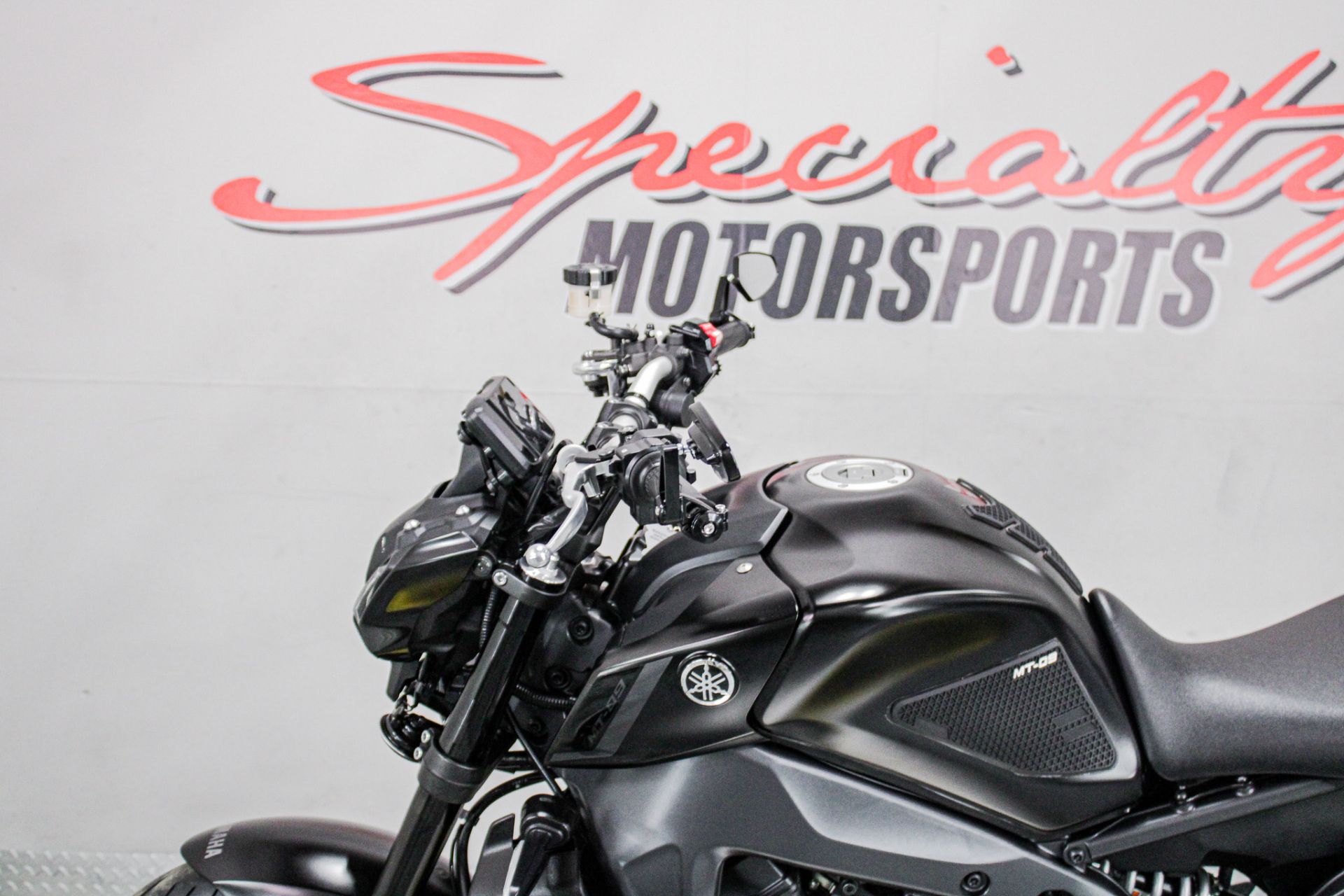 2022 Yamaha MT-09 in Sacramento, California - Photo 9