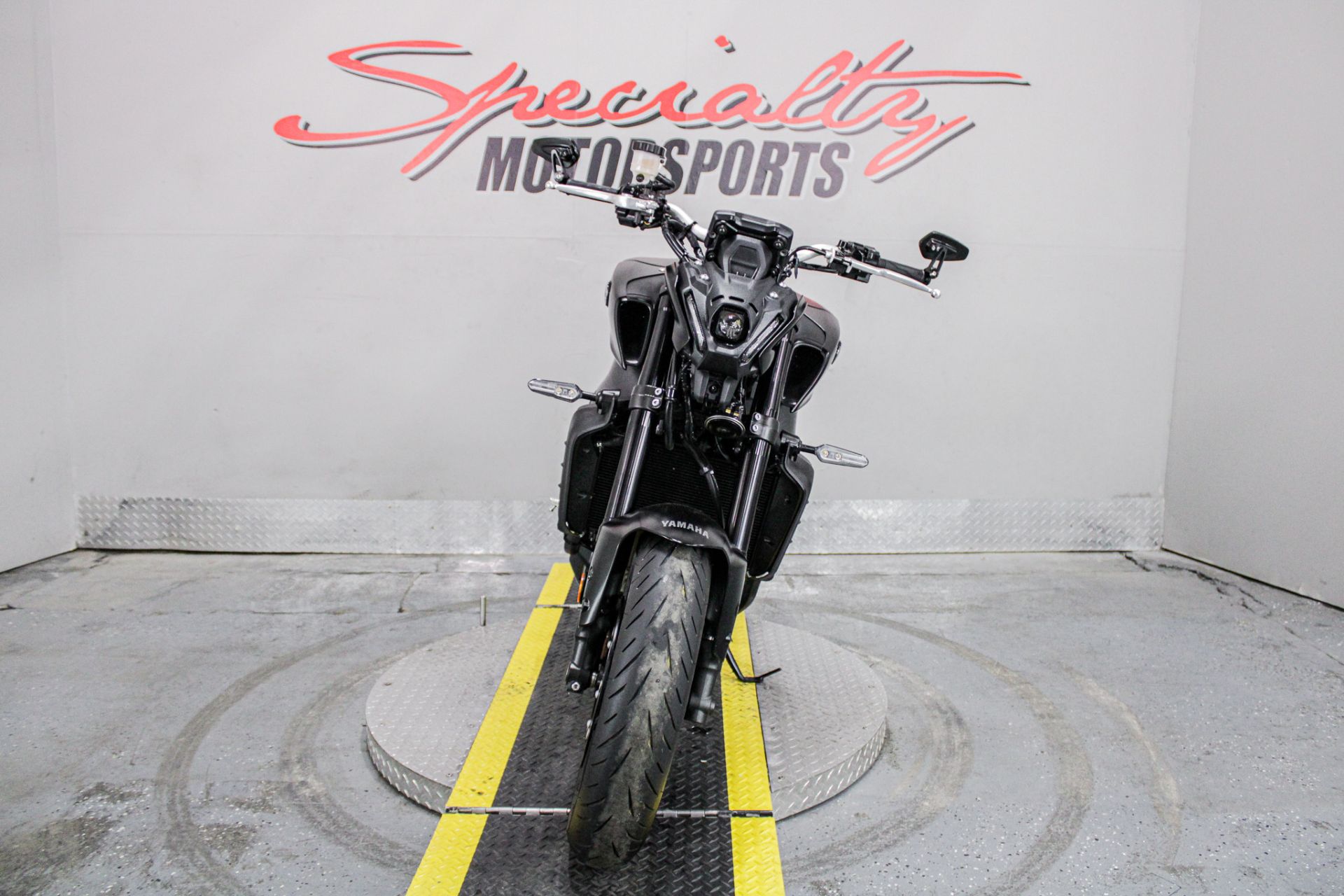 2022 Yamaha MT-09 in Sacramento, California - Photo 12