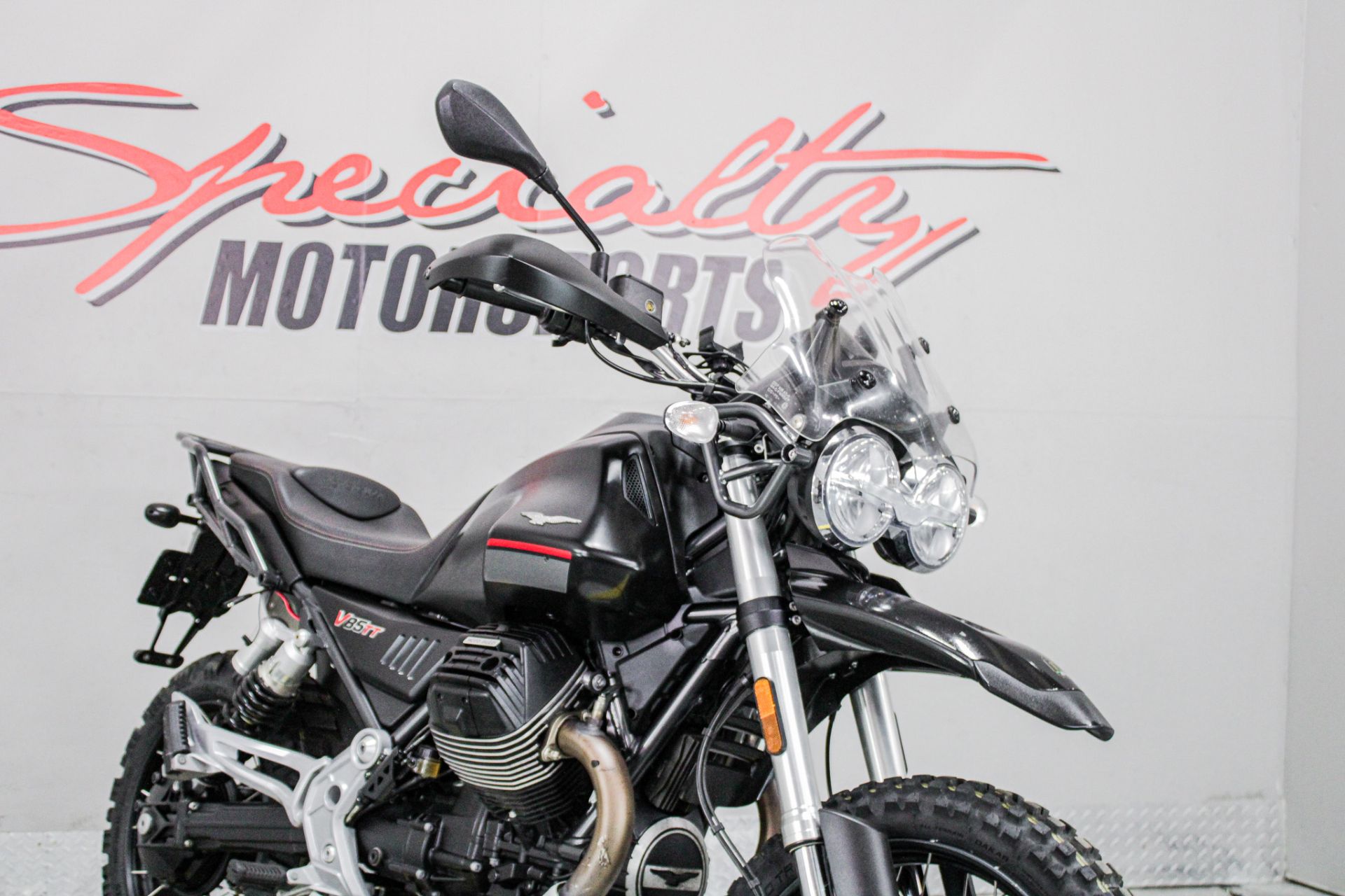 Front Right Zoomed In - Photo 14