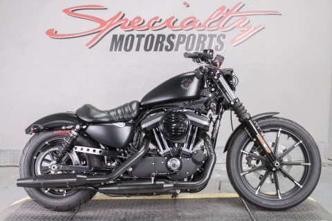 2022 - Harley-Davidson - Iron 883