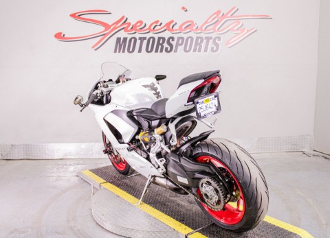 2021 Ducati PANIGALE V2 in Sacramento, California - Photo 7