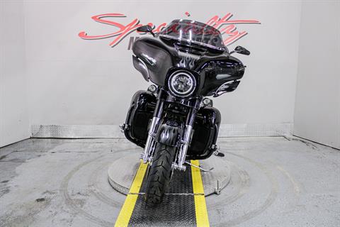 Front View - Photo 12