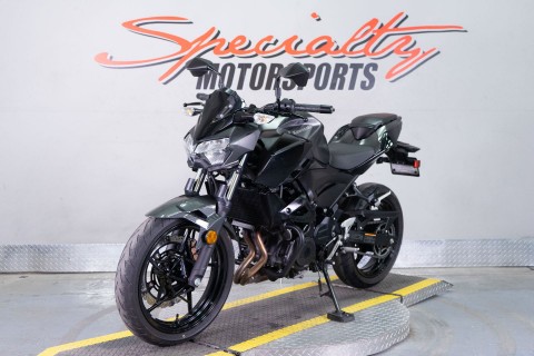 2023 Kawasaki Z400 ABS in Sacramento, California - Photo 3