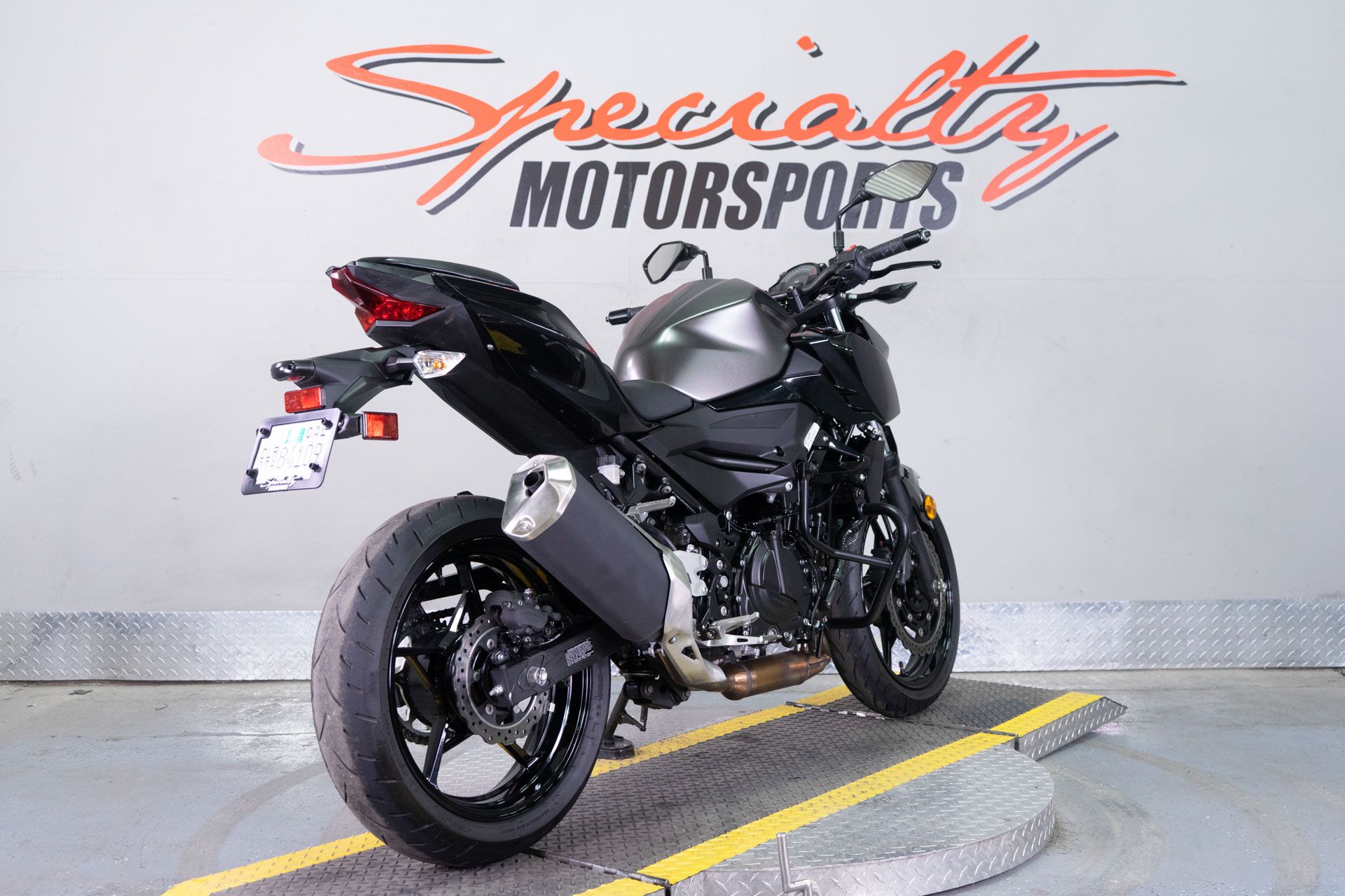 2023 Kawasaki Z400 ABS in Sacramento, California - Photo 6