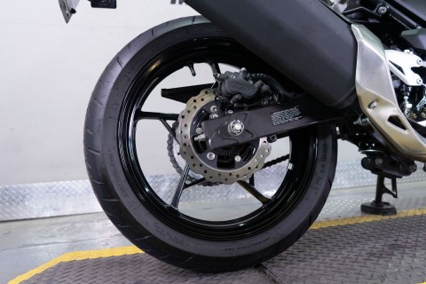 2023 Kawasaki Z400 ABS in Sacramento, California - Photo 8