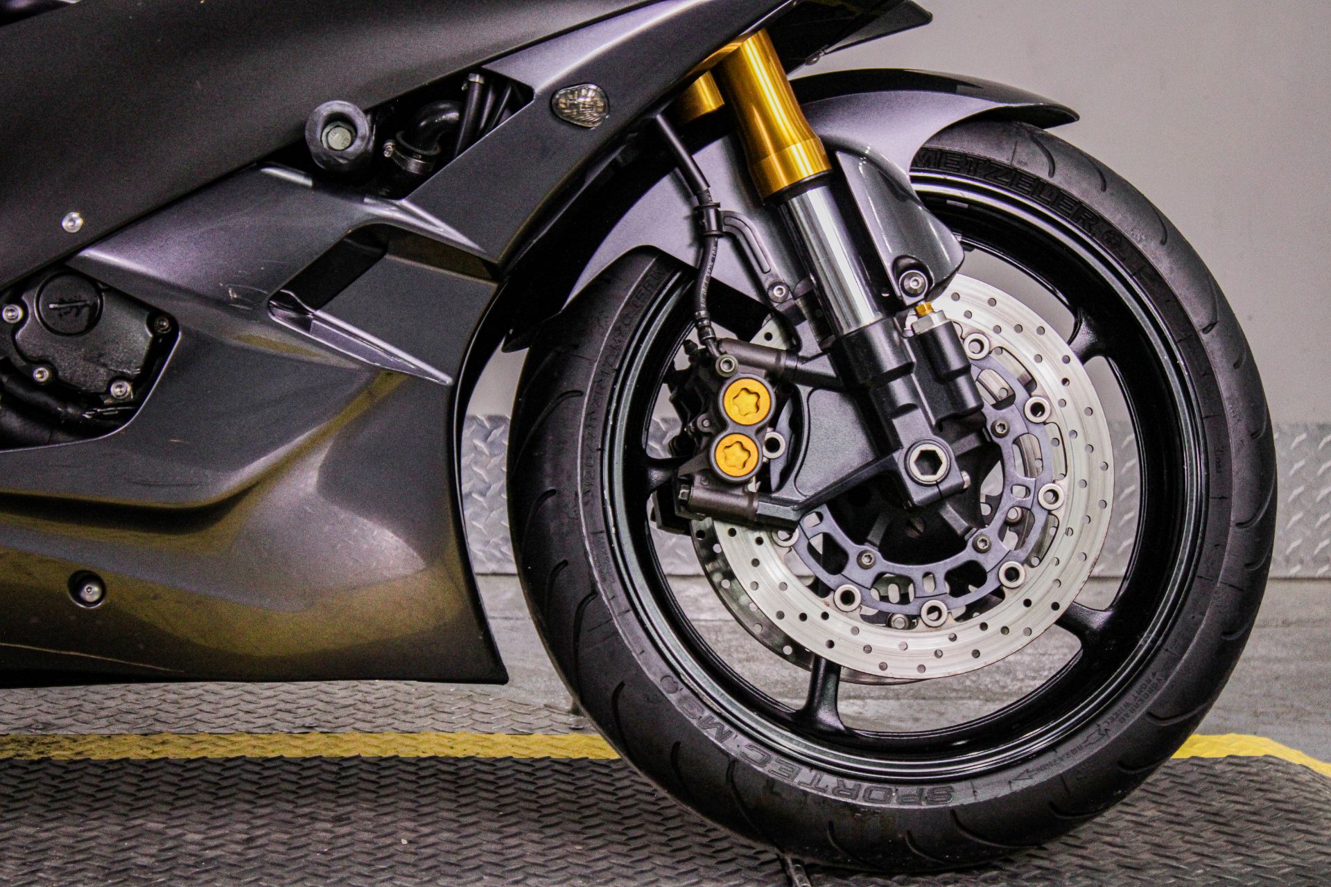 2007 Yamaha YZF-R6 in Sacramento, California - Photo 3