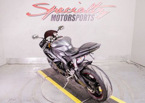 2007 Yamaha YZF-R6 in Sacramento, California - Photo 7