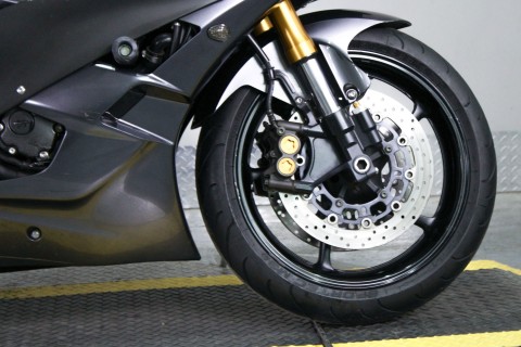 2007 Yamaha YZF-R6 in Sacramento, California - Photo 3