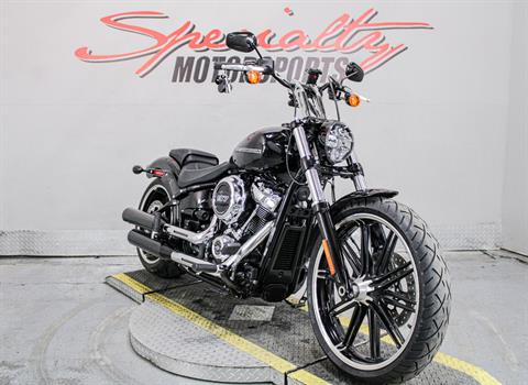 HAR018375 - 2019 - Harley-Davidson - Breakout® 107 Front Right Side View - Photo 13