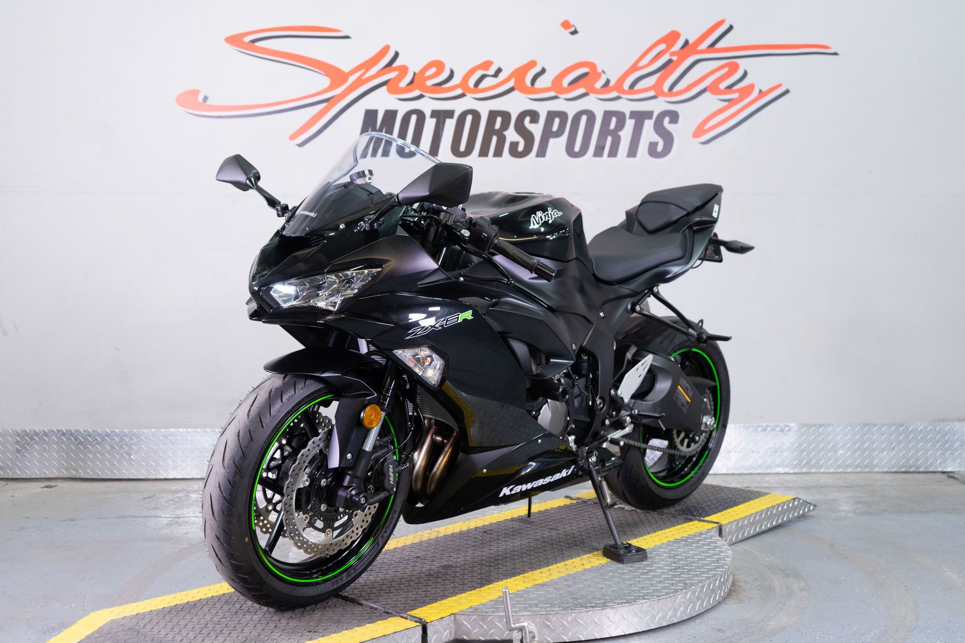 2019 Kawasaki Ninja ZX-6R ABS in Sacramento, California - Photo 3